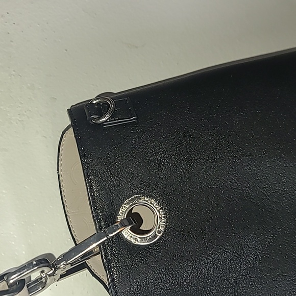 Calvin Klein Revsibe Tote Bag - Picture 5 of 9